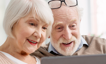 Darmowe webinarium CEDUR dla seniorów i ich opiekunów