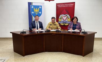 PSP w Tychach z nowymi wozami strażackimi!