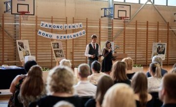 Zakończenie roku szkolnego w powiatowych szkołach