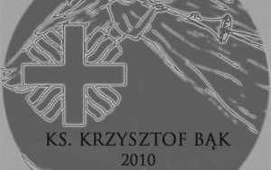 Rewers medalu dla Honorowego Obywatela Powiatu ks. Krzysztofa Bąka