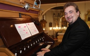Zdjęcia z 4. koncertu Jesień Organowa w Powiecie Bieruńsko-Lędzińskim (2)