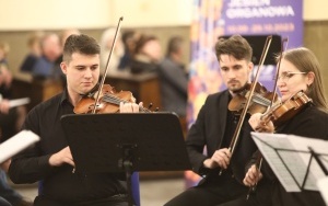 Finałowy koncert 22. Festiwalu Jesień Organowa w Powiecie Bieruńsko-Lędzińskim (13)