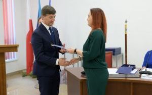 I Sesja Rady Powiatu Bieruńsko-Lędzińskiego VII kadencji (1) (10)