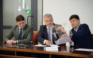 I Sesja Rady Powiatu Bieruńsko-Lędzińskiego VII kadencji (11)
