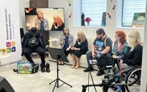 Konferencja Większa wiedza - większa tolerancja. Niezwykły wymiar malarstwa. (6)